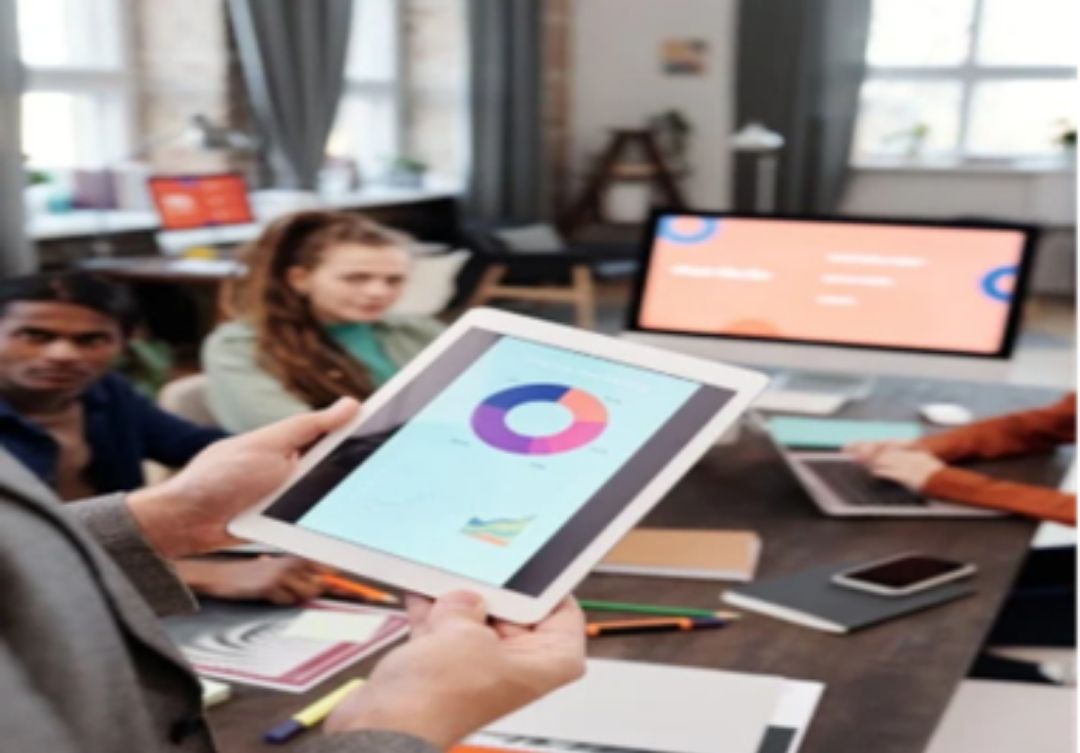 Diagram explaining the process of analyzing legal data for efficient legal research